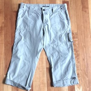 Eddie Bauer 6 Khaki Cargo Capris